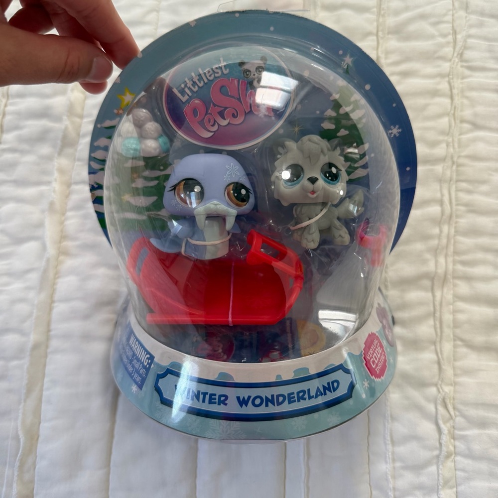Littlest Pet Shop Winter Wonderland Set Series G7 Pets #17 & #20